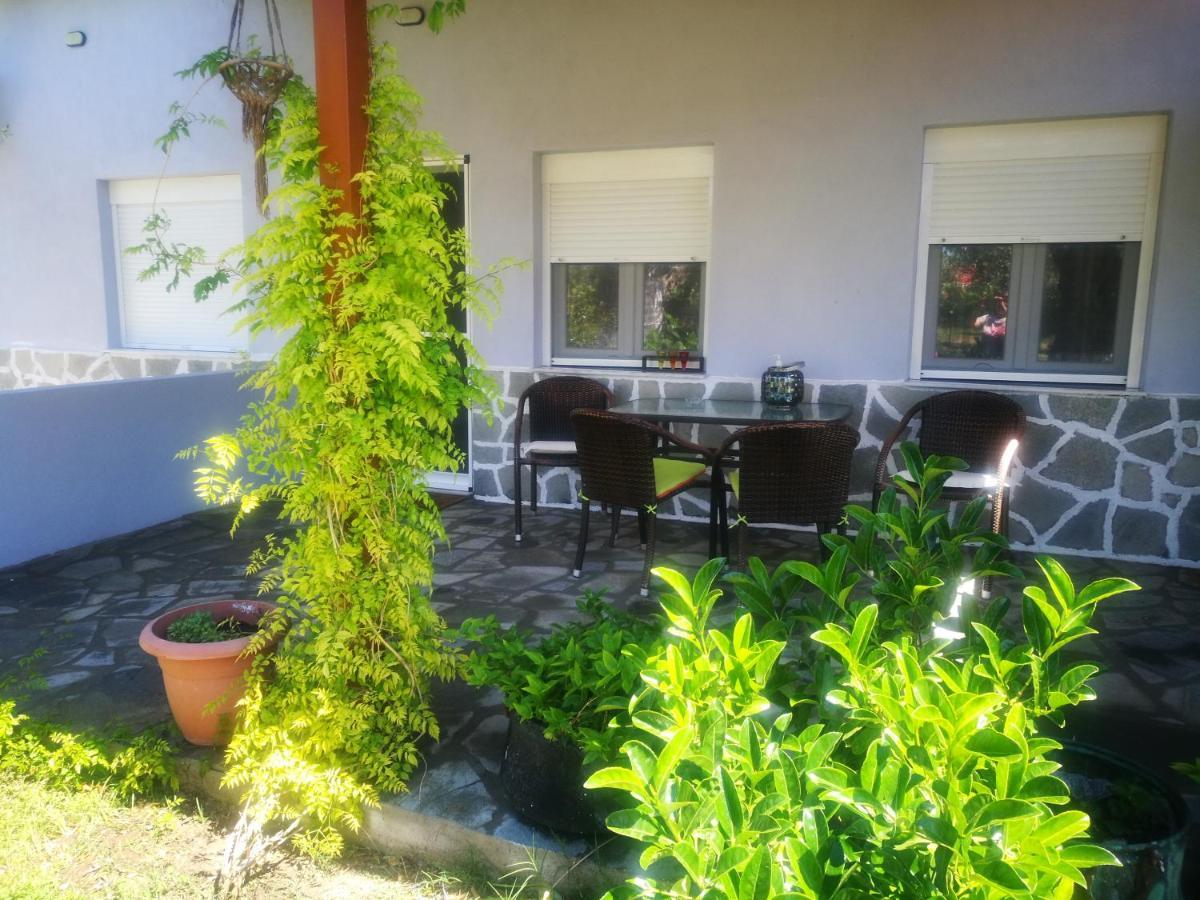 Cristi Apartments Skala Rachoni  Eksteriør billede